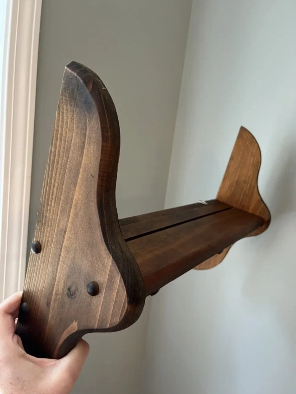 Vintage Wooden Peg Rack Plate Shelf Salt-Glazed Pottery Heart Accent Signed 1988